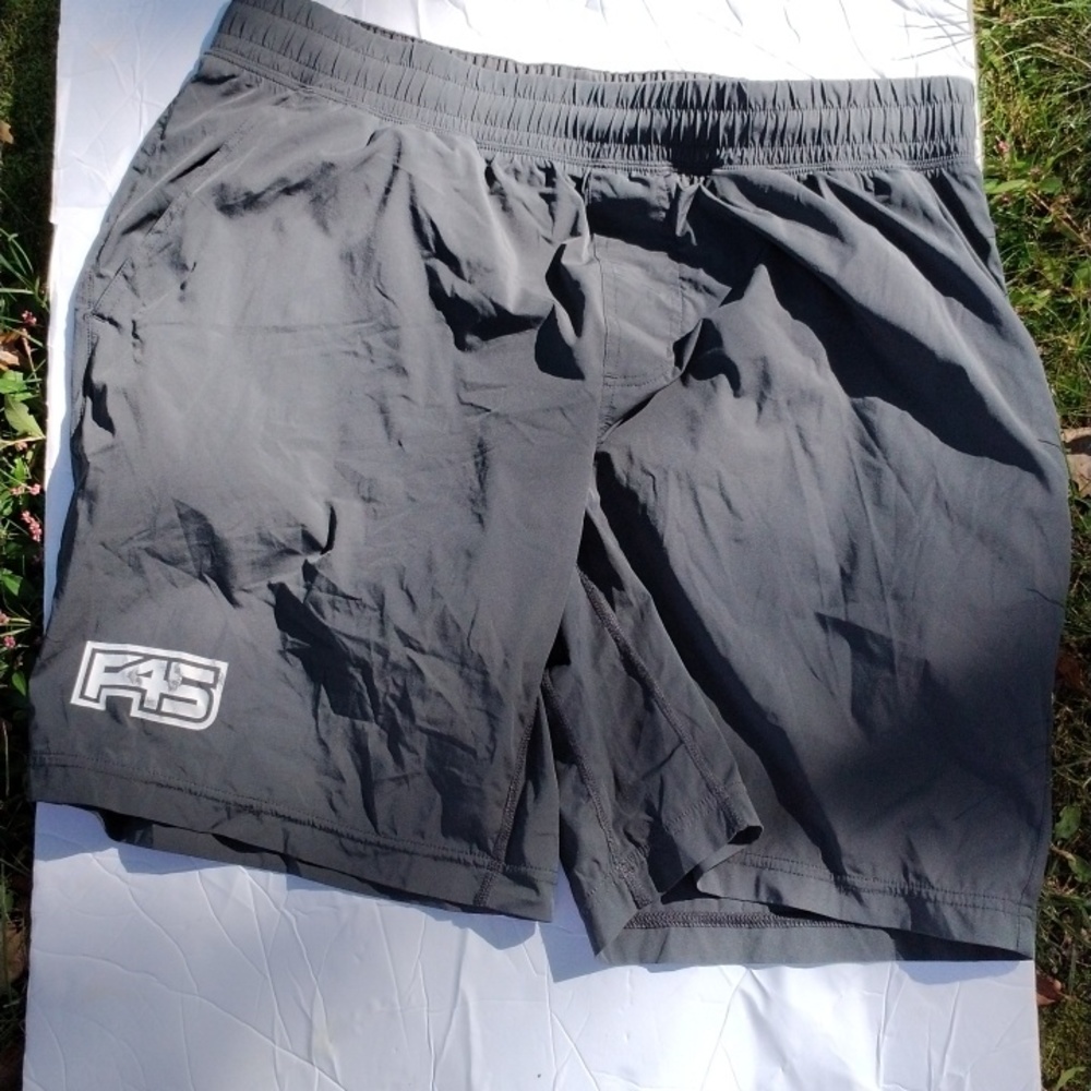 Rhone mens active shorts